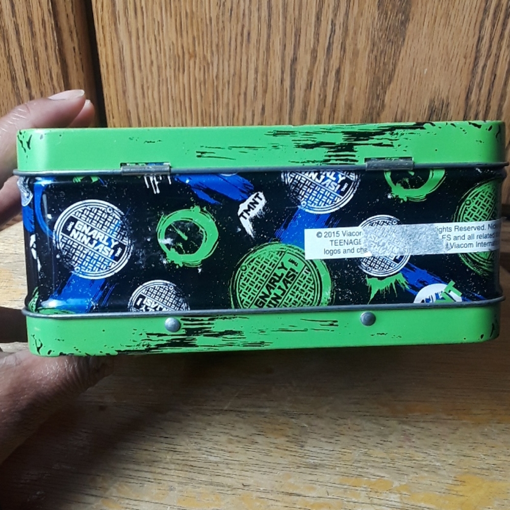 Teenage Mutant Ninja Turtles GreenTin Box 2015 - Picture 9 of 16